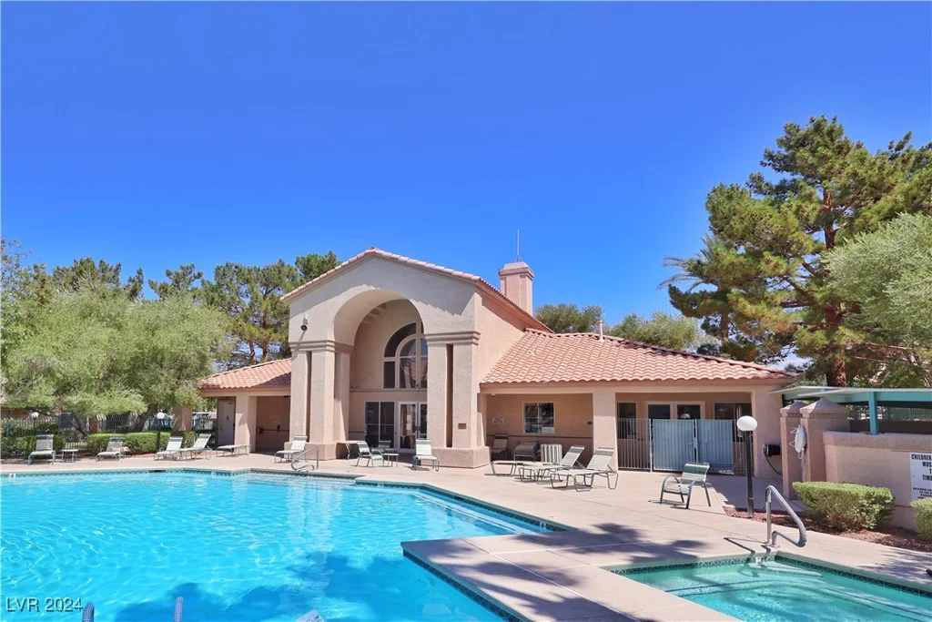 5415 Harmon, Las Vegas, NV 89103