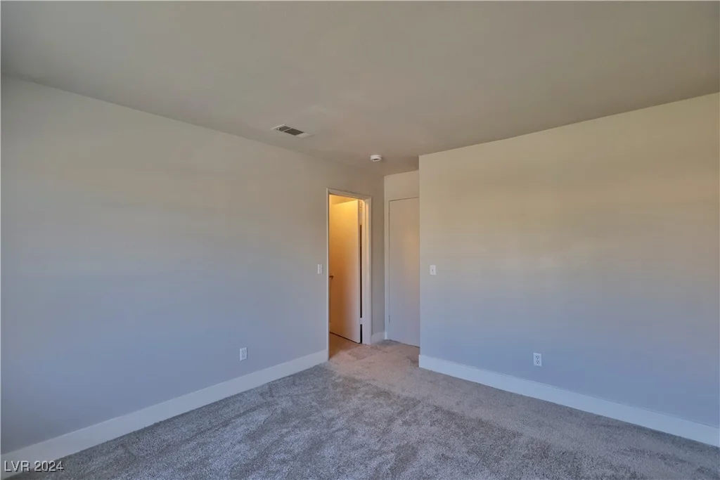 5415 Harmon, Las Vegas, NV 89103