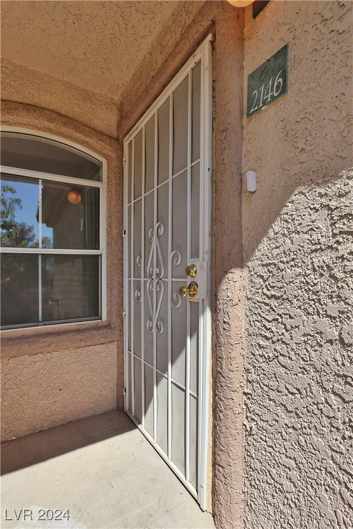 5415 Harmon, Las Vegas, NV 89103