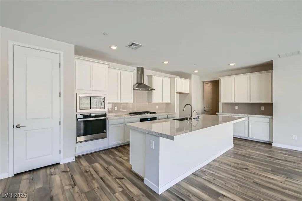8401 Waterwood, Las Vegas, NV 89166