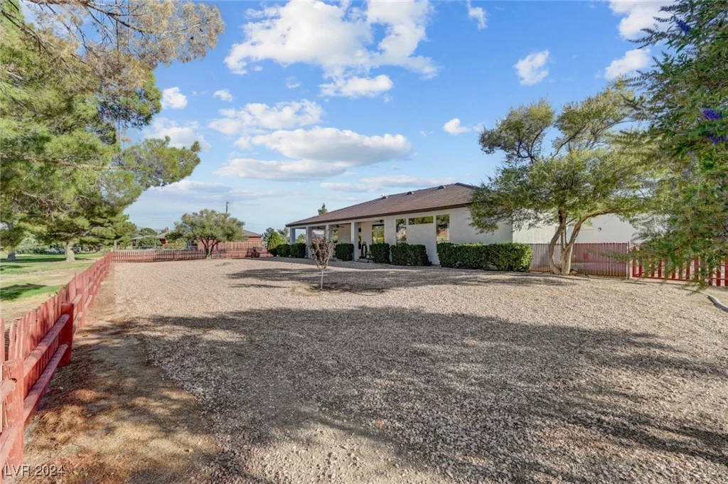 2840 Firestone, Pahrump, NV 89048