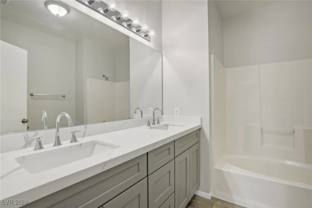 4811 Black Bear, Las Vegas, NV 89149