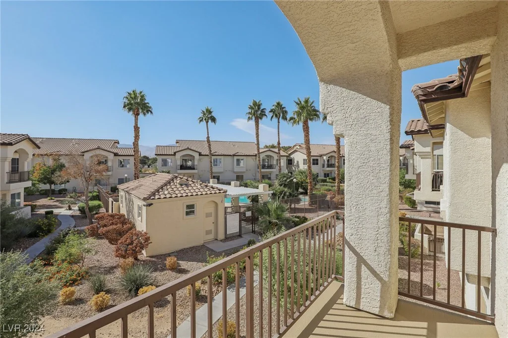 4811 Black Bear, Las Vegas, NV 89149