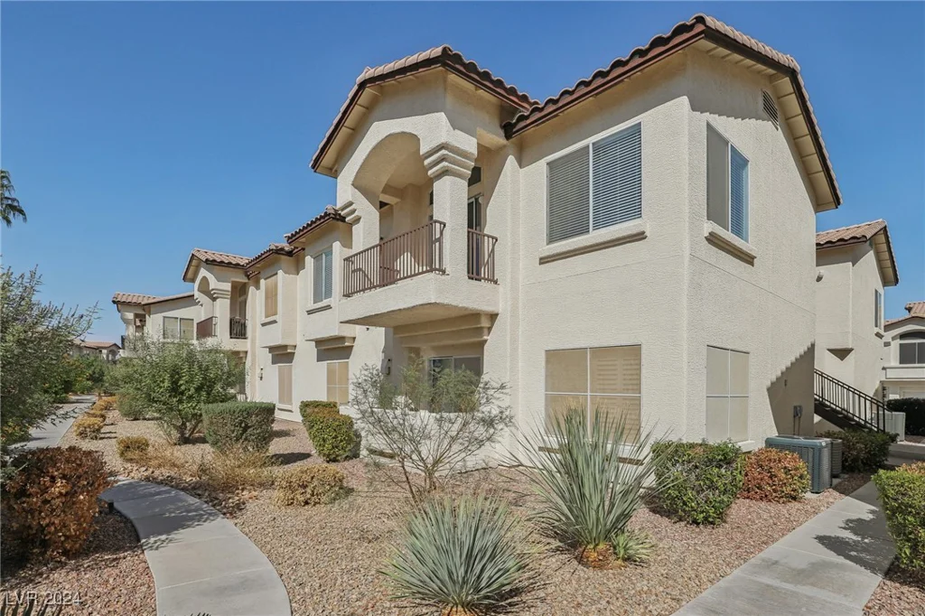 4811 Black Bear, Las Vegas, NV 89149
