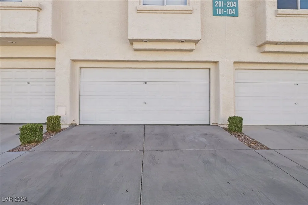 4811 Black Bear, Las Vegas, NV 89149