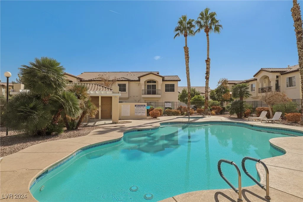 4811 Black Bear, Las Vegas, NV 89149