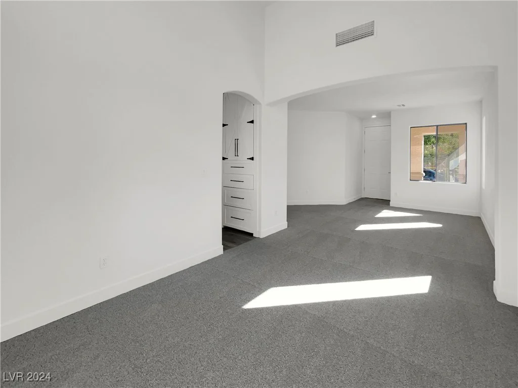 5333 Rizari, Las Vegas, NV 89130