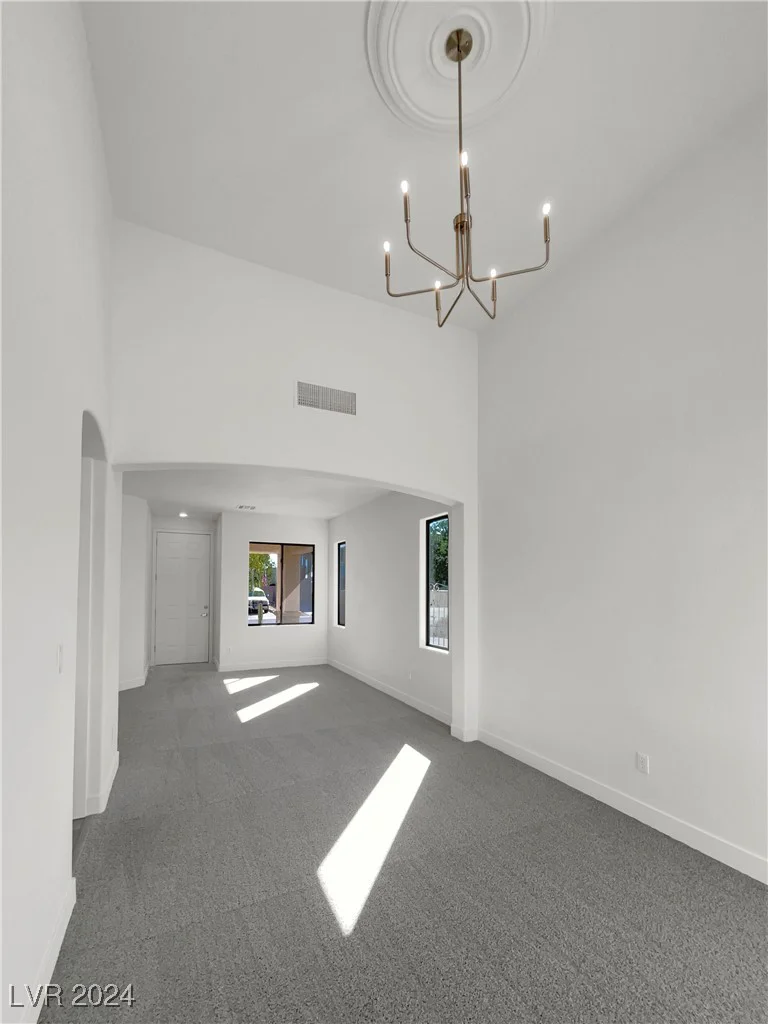 5333 Rizari, Las Vegas, NV 89130