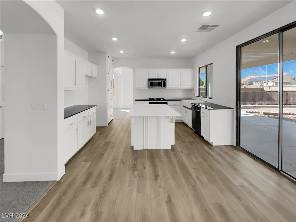 5333 Rizari, Las Vegas, NV 89130