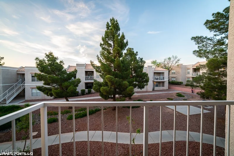 6800 Lake Mead, Las Vegas, NV 89156