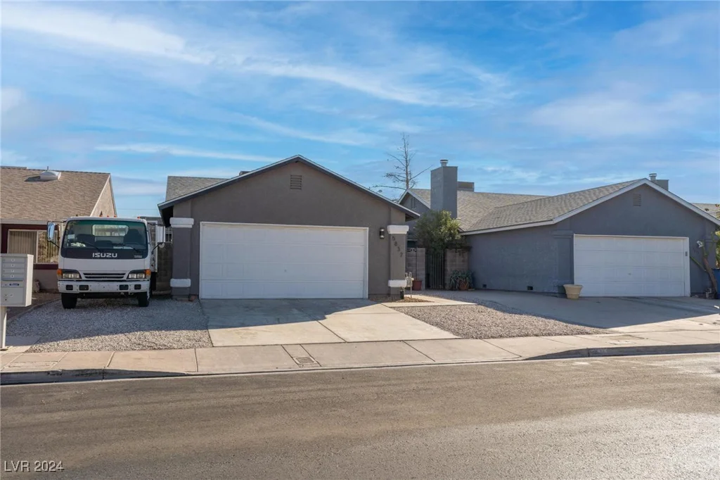 5837 Natures, Las Vegas, NV 89122
