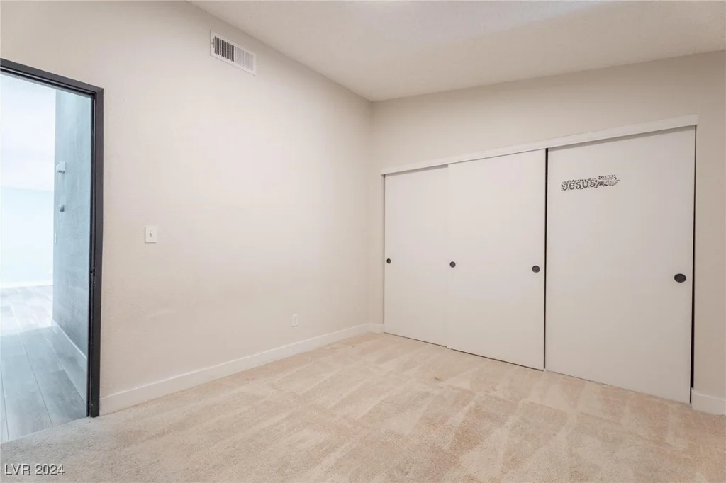 5837 Natures, Las Vegas, NV 89122