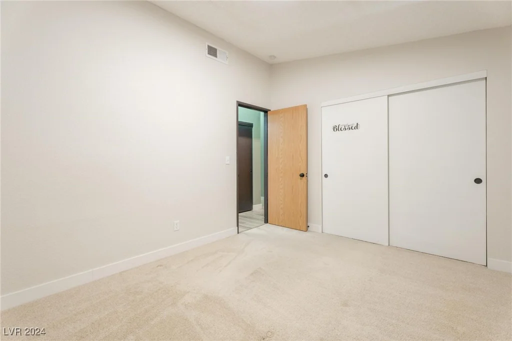 5837 Natures, Las Vegas, NV 89122