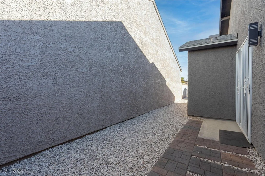5837 Natures, Las Vegas, NV 89122