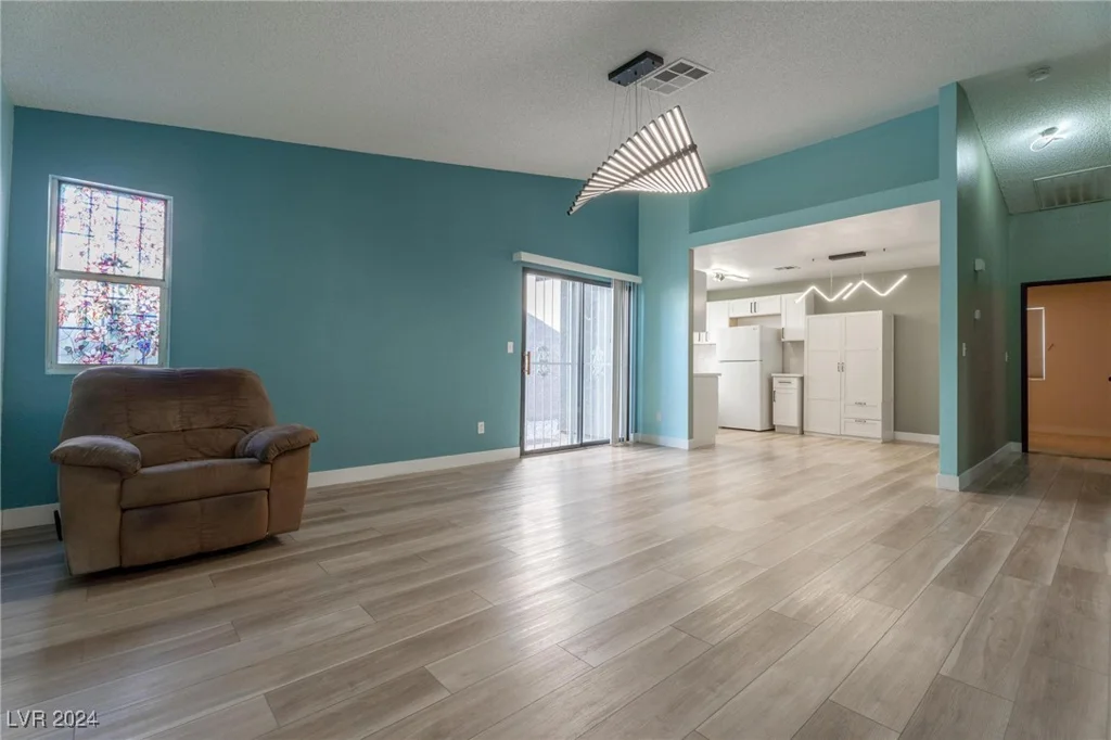 5837 Natures, Las Vegas, NV 89122