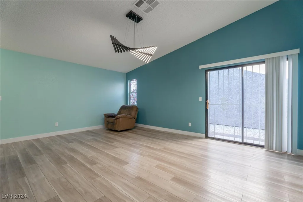 5837 Natures, Las Vegas, NV 89122