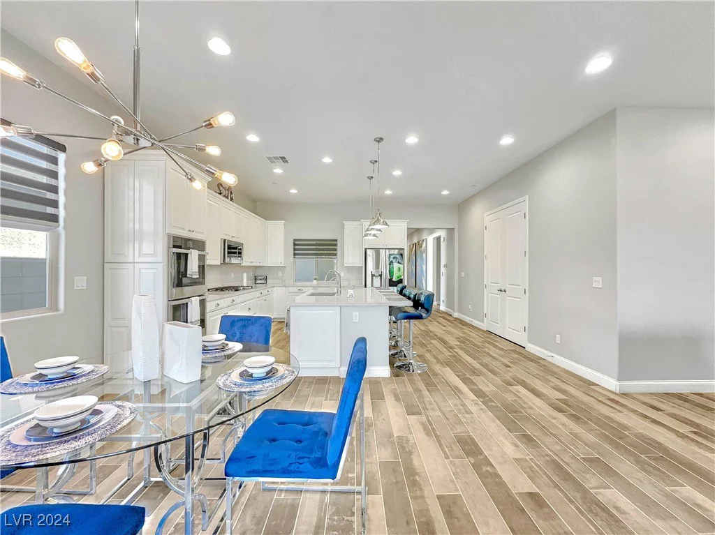 789 Cadence View, Henderson, NV 89011