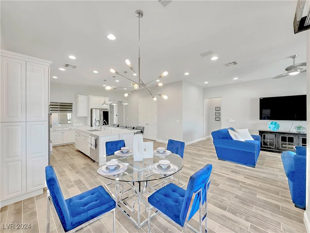 789 Cadence View, Henderson, NV 89011