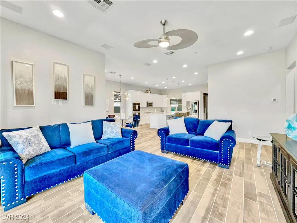 789 Cadence View, Henderson, NV 89011
