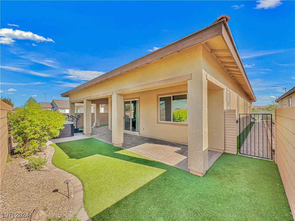 789 Cadence View, Henderson, NV 89011