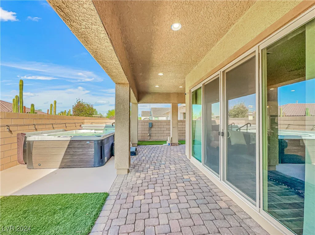 789 Cadence View, Henderson, NV 89011