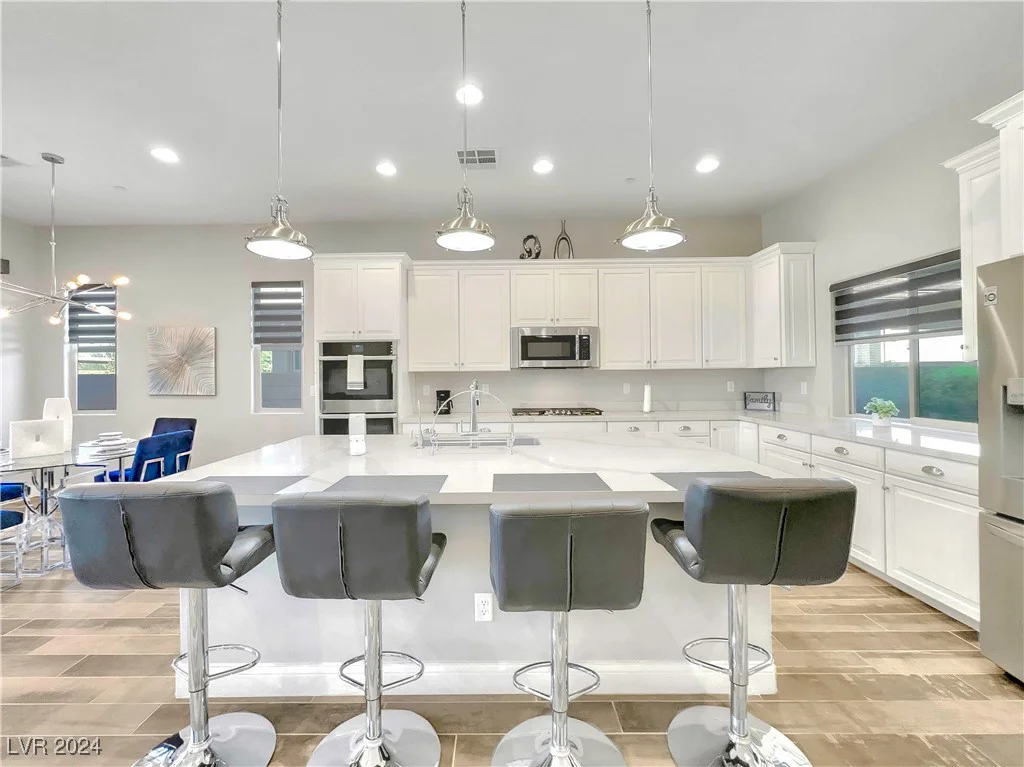 789 Cadence View, Henderson, NV 89011