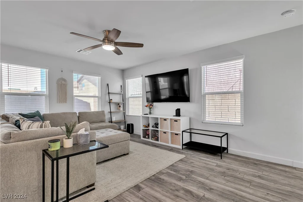 6294 Whippet, Las Vegas, NV 89122
