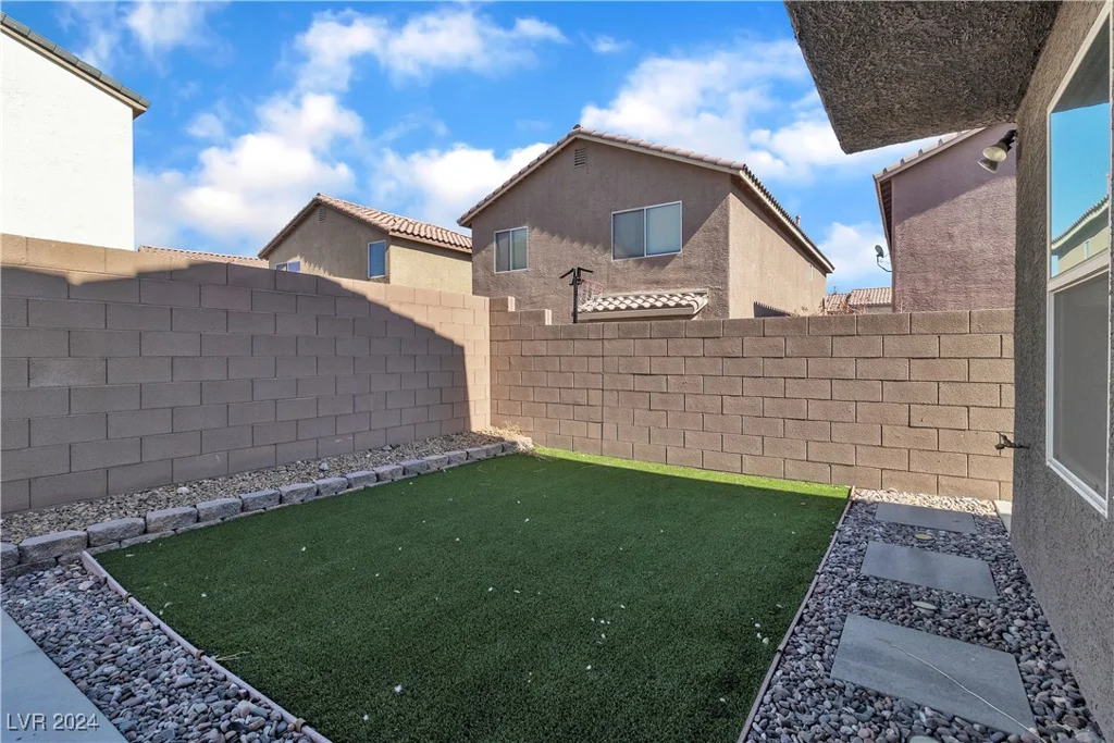 6294 Whippet, Las Vegas, NV 89122
