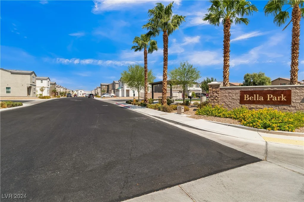 6294 Whippet, Las Vegas, NV 89122