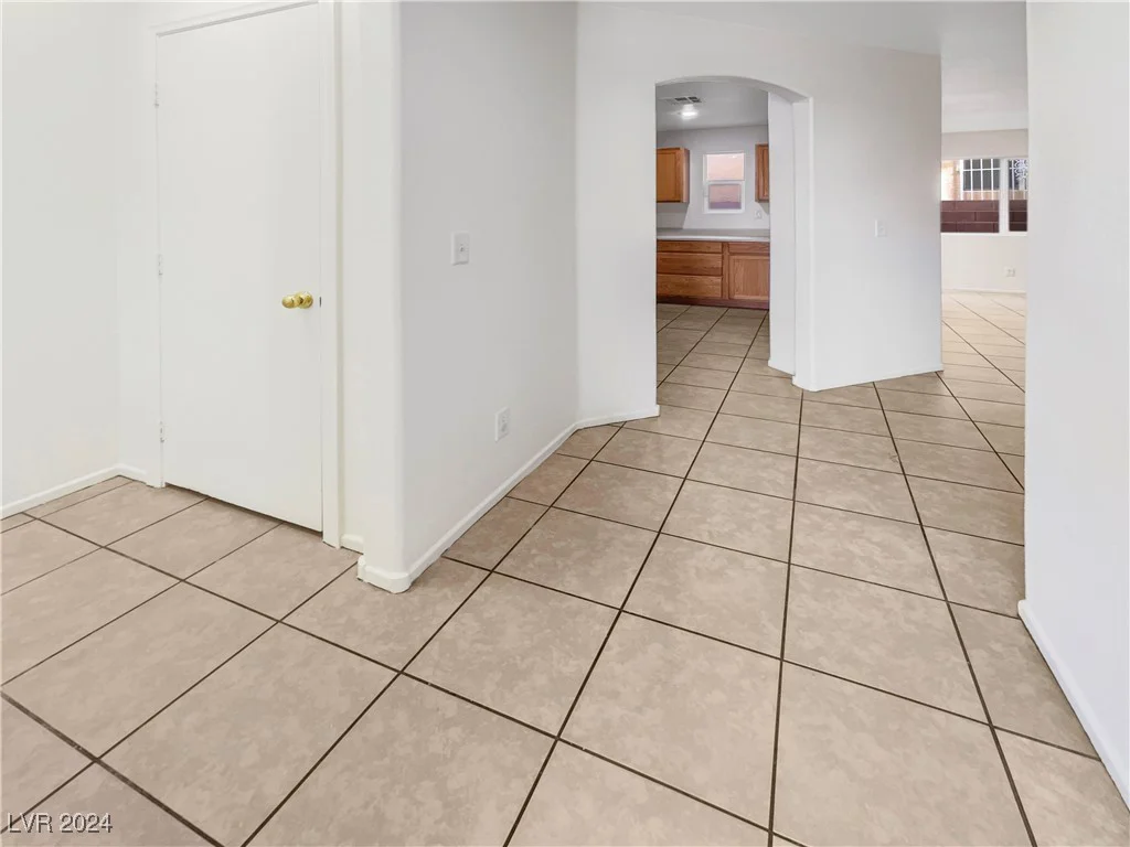 9143 Epworth, Las Vegas, NV 89148