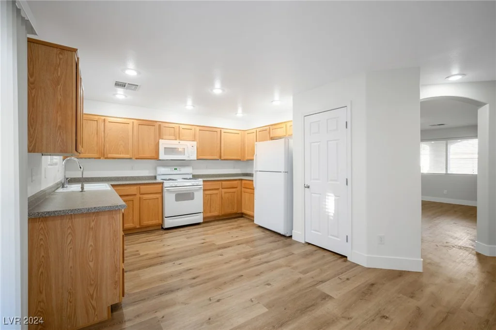 11935 Camden Brook, Las Vegas, NV 89183