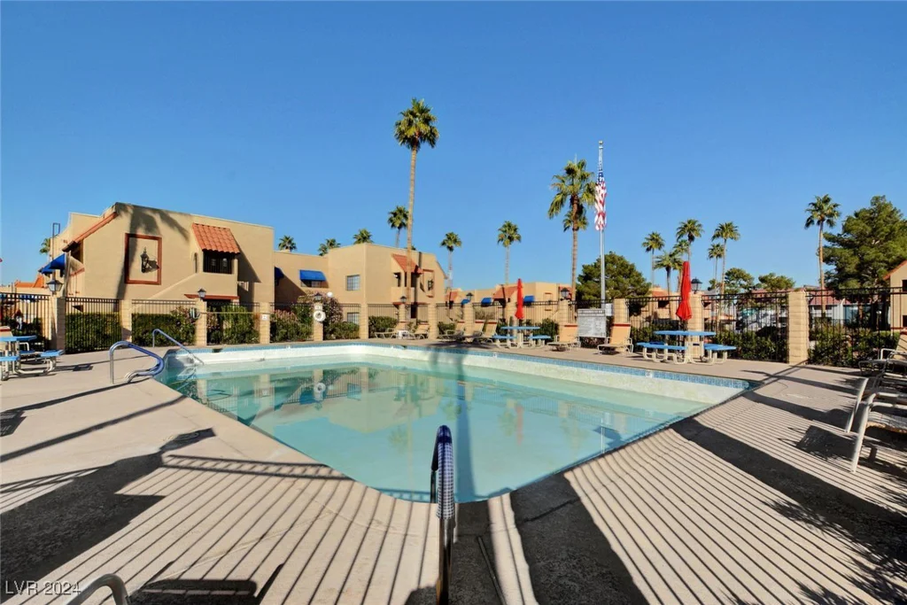 4340 Gannet, Las Vegas, NV 89103