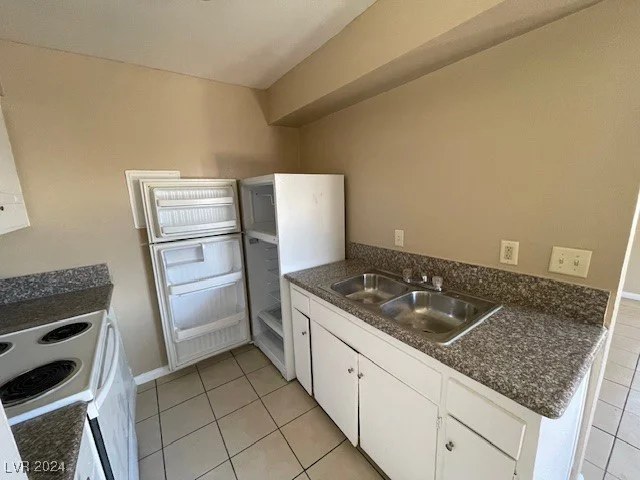 2605 Cedar, Las Vegas, NV 89101