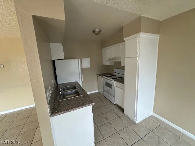 2605 Cedar, Las Vegas, NV 89101