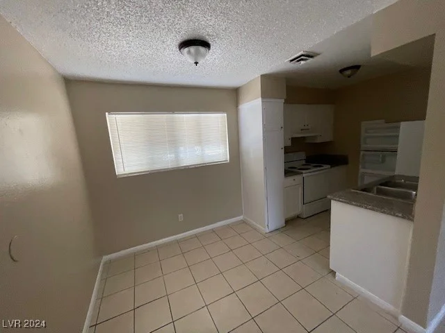 2605 Cedar, Las Vegas, NV 89101