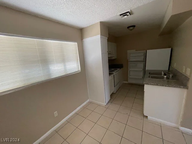 2605 Cedar, Las Vegas, NV 89101