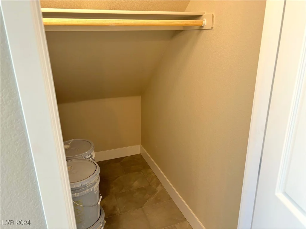 1041 Ferodale, North Las Vegas, NV 89084