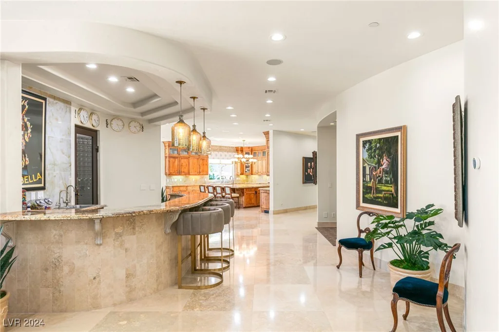 31 Eagles Landing, Las Vegas, NV 89141