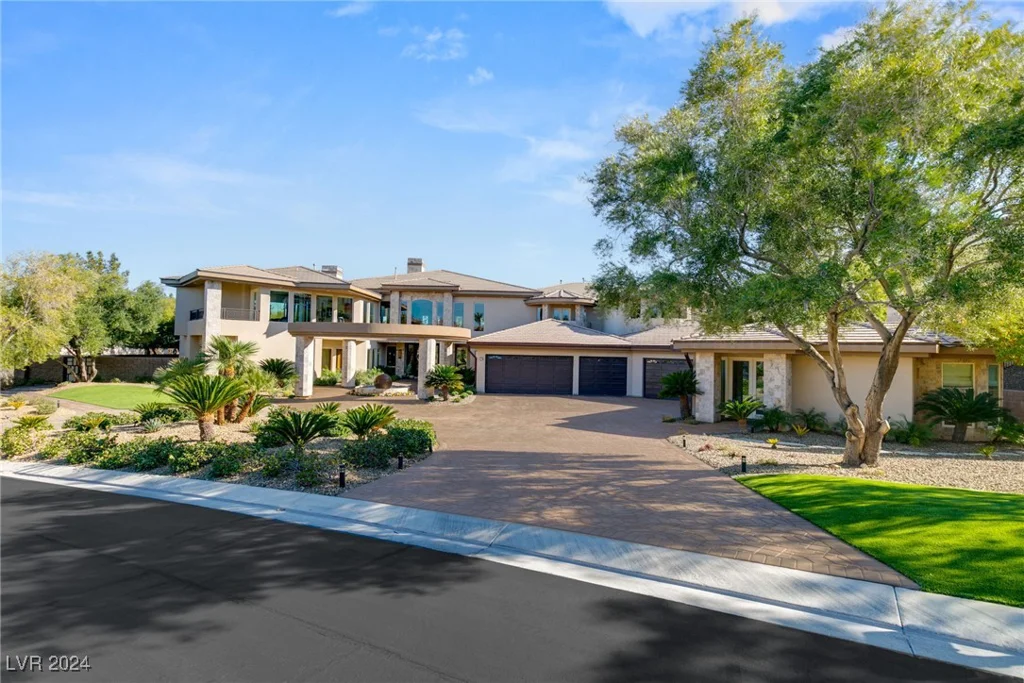 31 Eagles Landing, Las Vegas, NV 89141