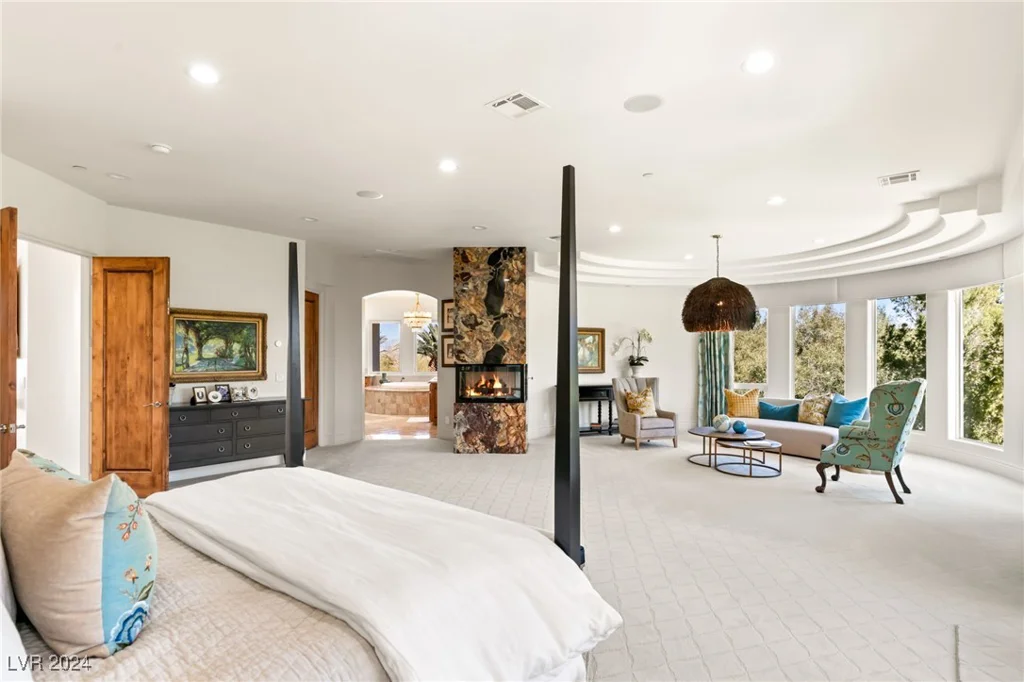 31 Eagles Landing, Las Vegas, NV 89141
