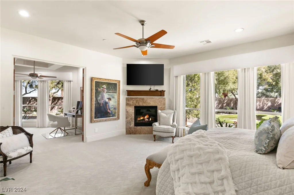 31 Eagles Landing, Las Vegas, NV 89141