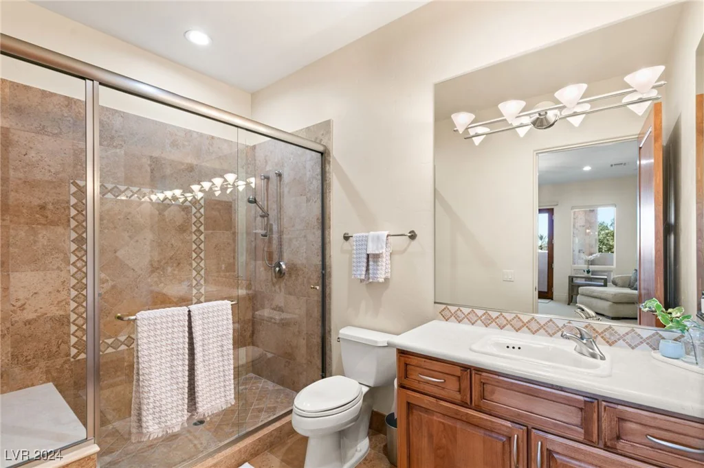 31 Eagles Landing, Las Vegas, NV 89141