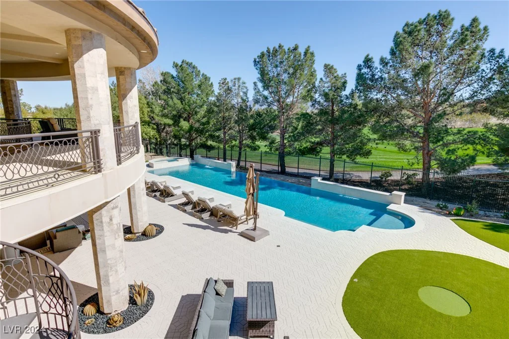 31 Eagles Landing, Las Vegas, NV 89141