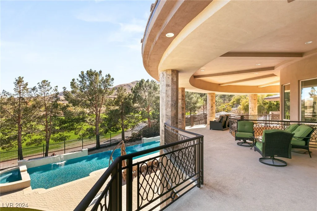 31 Eagles Landing, Las Vegas, NV 89141