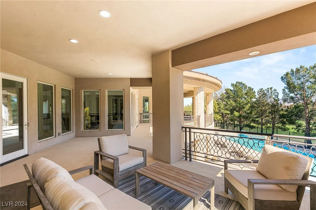 31 Eagles Landing, Las Vegas, NV 89141