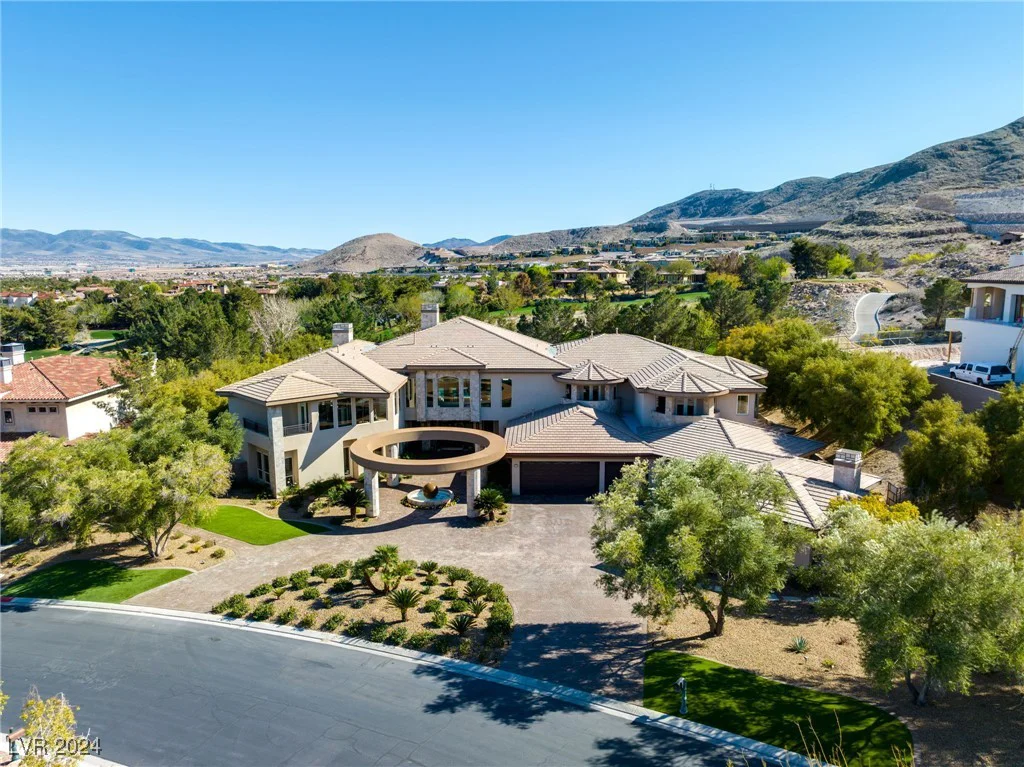 31 Eagles Landing, Las Vegas, NV 89141