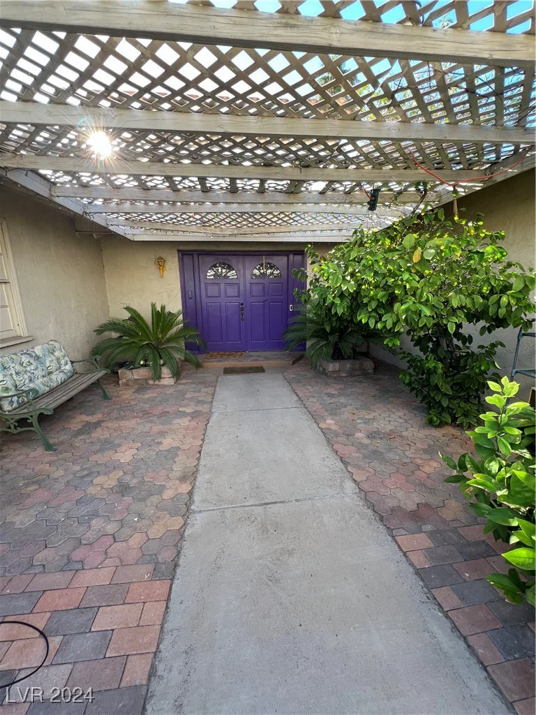 4369 Greenhill, Las Vegas, NV 89121
