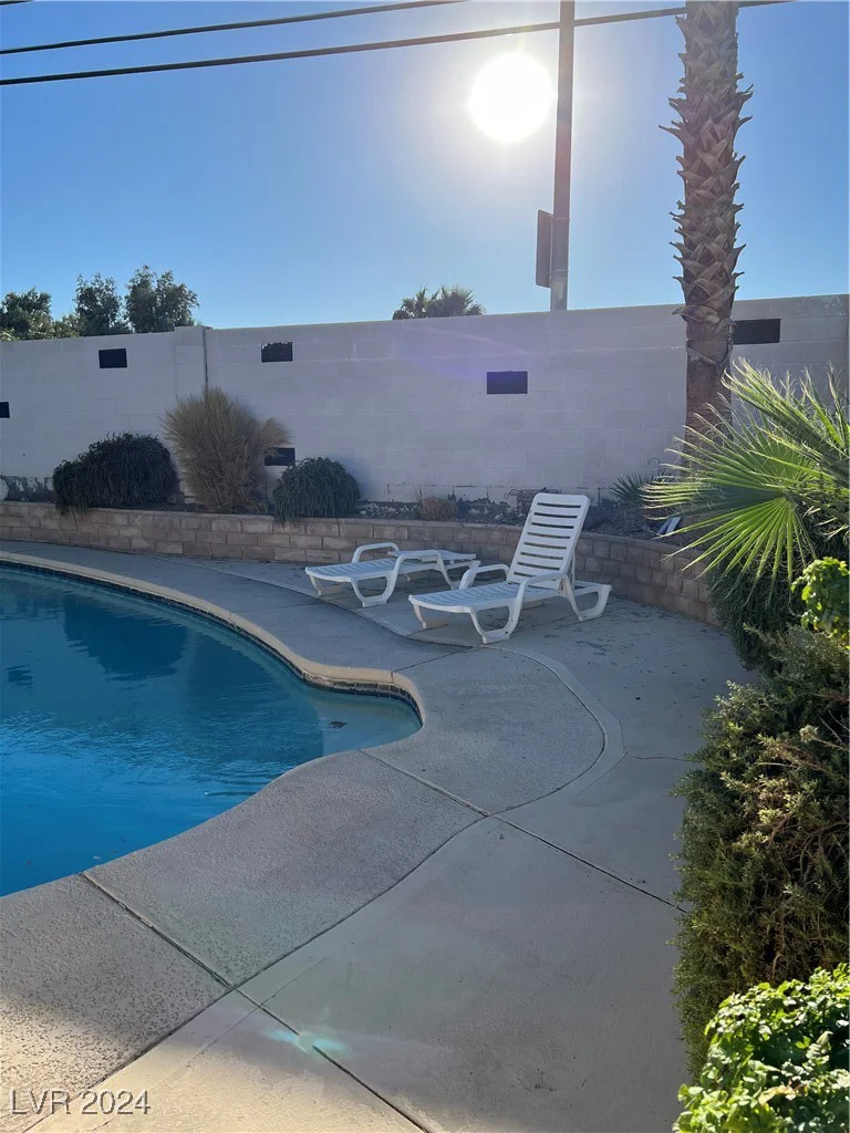 4369 Greenhill, Las Vegas, NV 89121