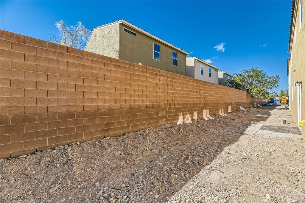 9742 Rocket Grove, Las Vegas, NV 89178