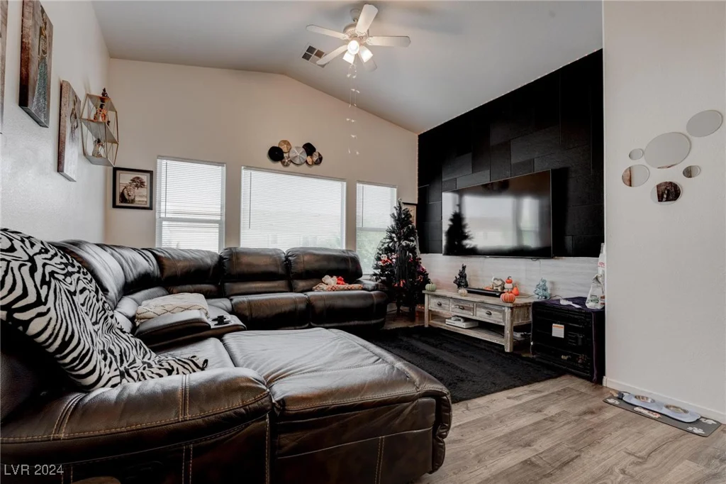 8687 Roping Rodeo, Las Vegas, NV 89178
